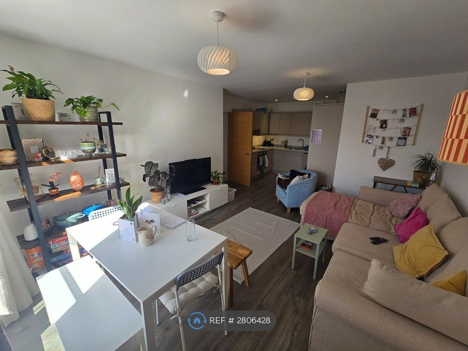 Property photo 2 of 8 Open Plan Lounge And Kitchen