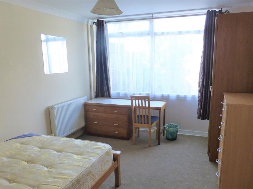 Property photo 2 of 20 3.Jpg