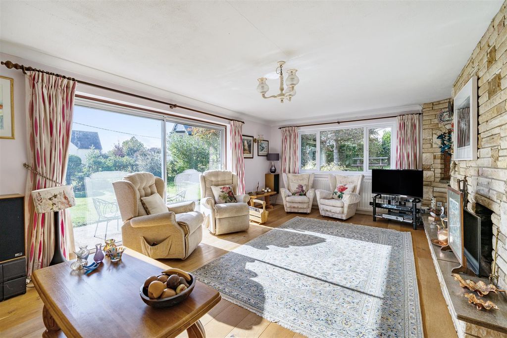 Property photo 3 of 19 1370421-1-68F8Cb185048c.Jpg