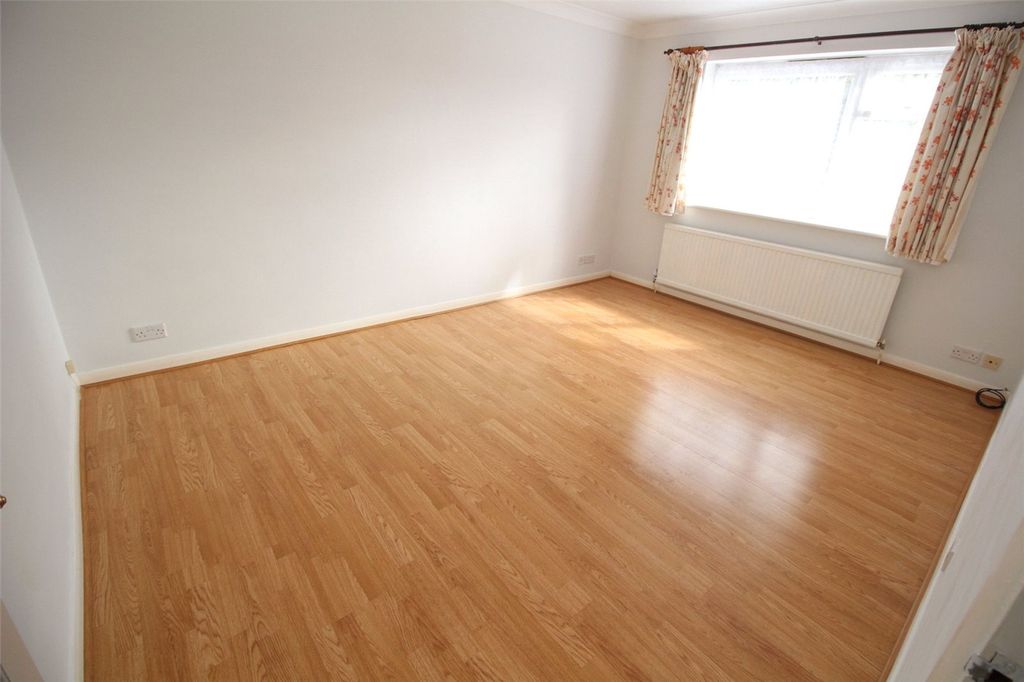 Property photo 2 of 9 Picture No. 06