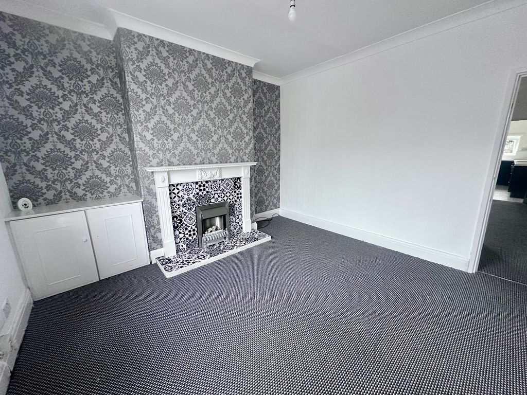 Property photo 3 of 13 Bedroom