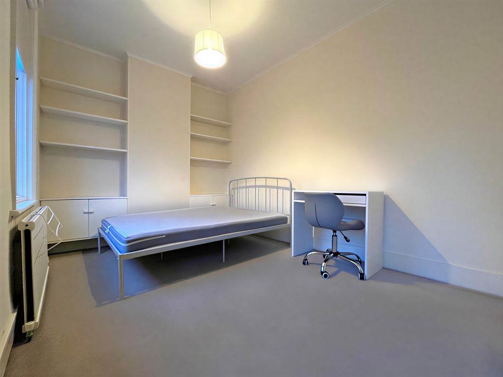 Property photo 2 of 6 51Effd12-14Af-4F11-Bce4-2031F5B036c4