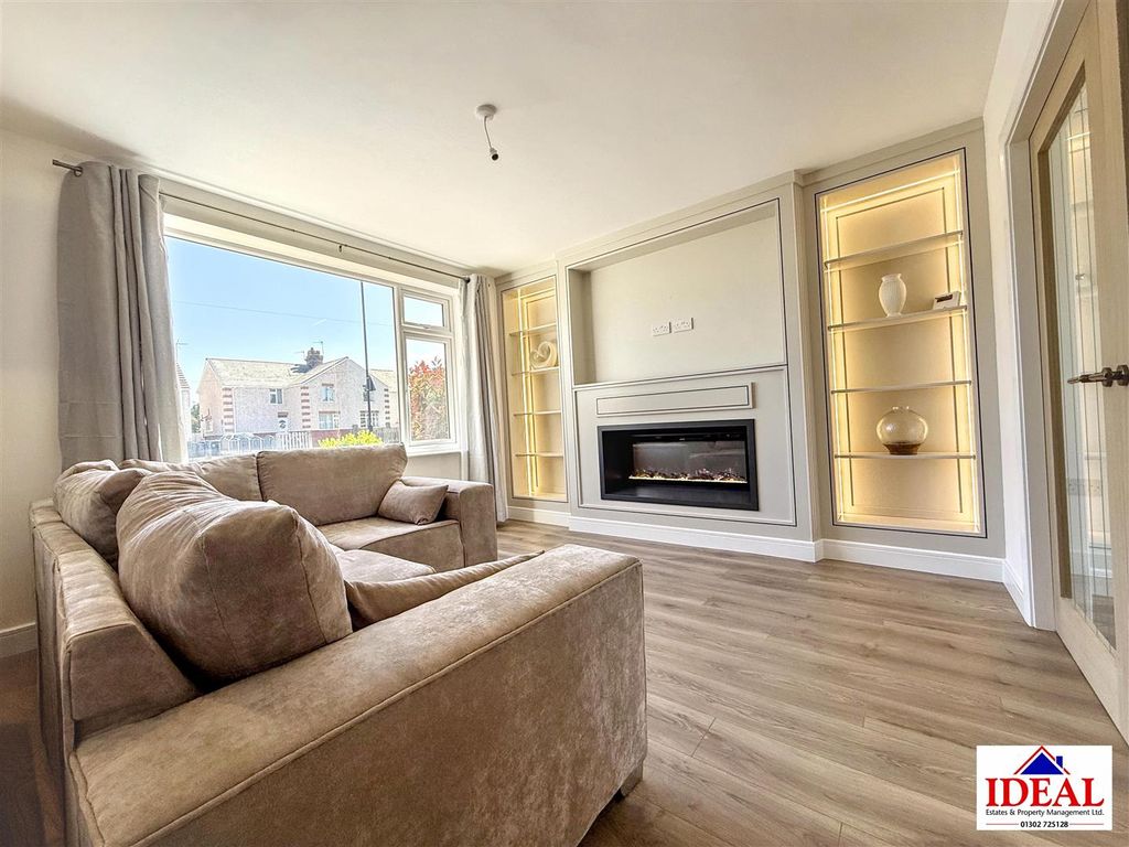 Property photo 3 of 20 Image00014.Jpg