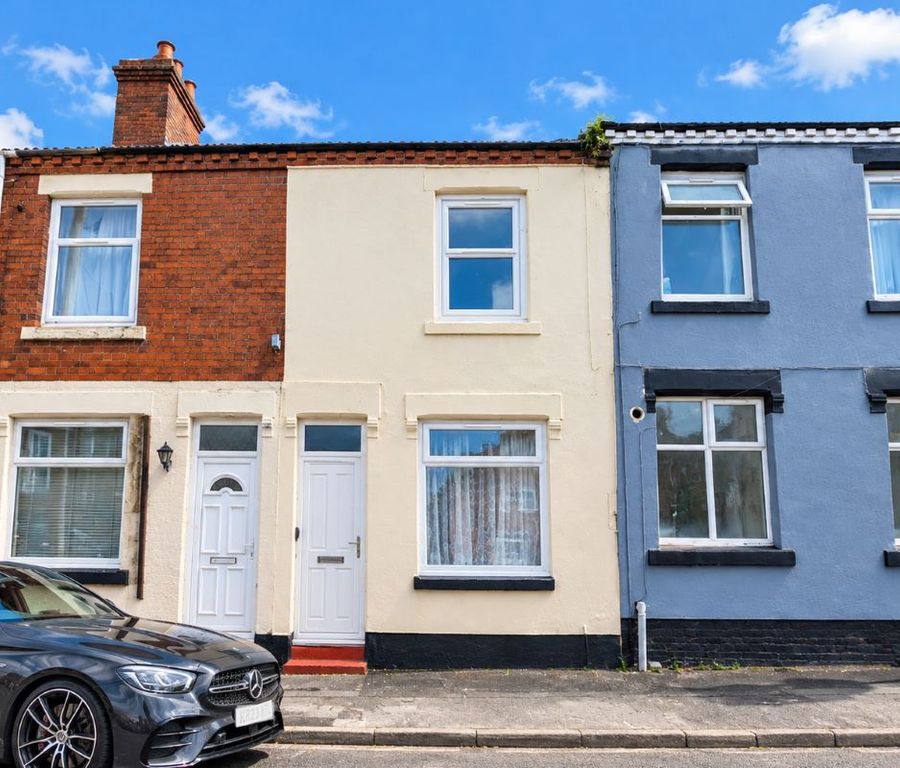 Property photo 1 of 1