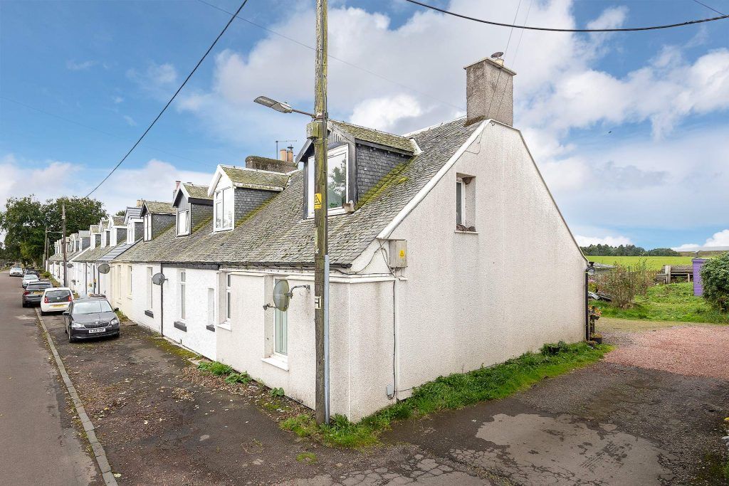 Property photo 1 of 22