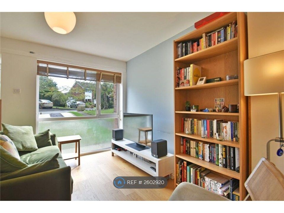 Property photo 2 of 10