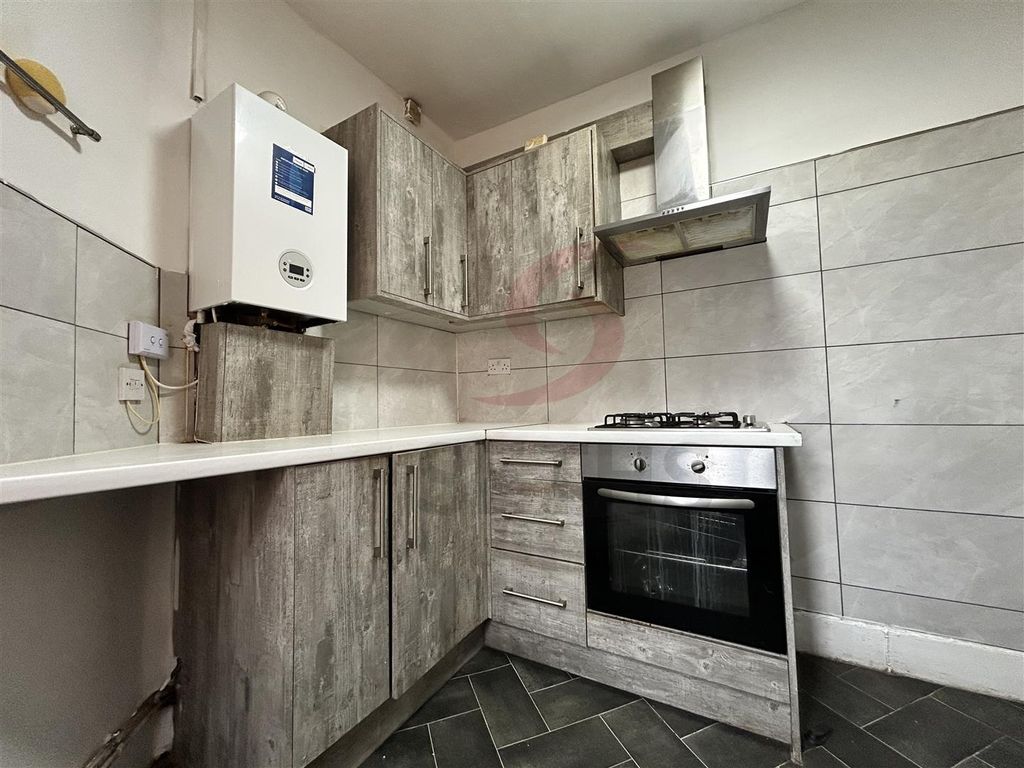 Property photo 1 of 16 Kitchen