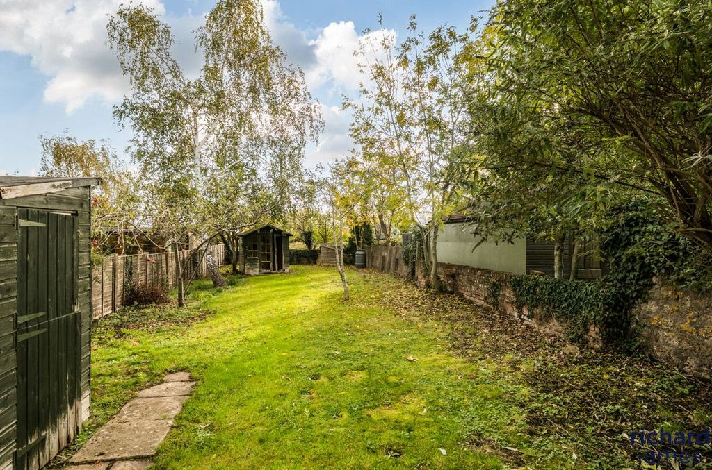 Property photo 2 of 11 5A009Daabaf5463Da4A64Dfe6F4Fbd4d