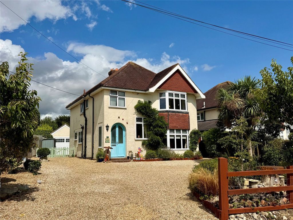 Property photo 1 of 16 Picture No. 20