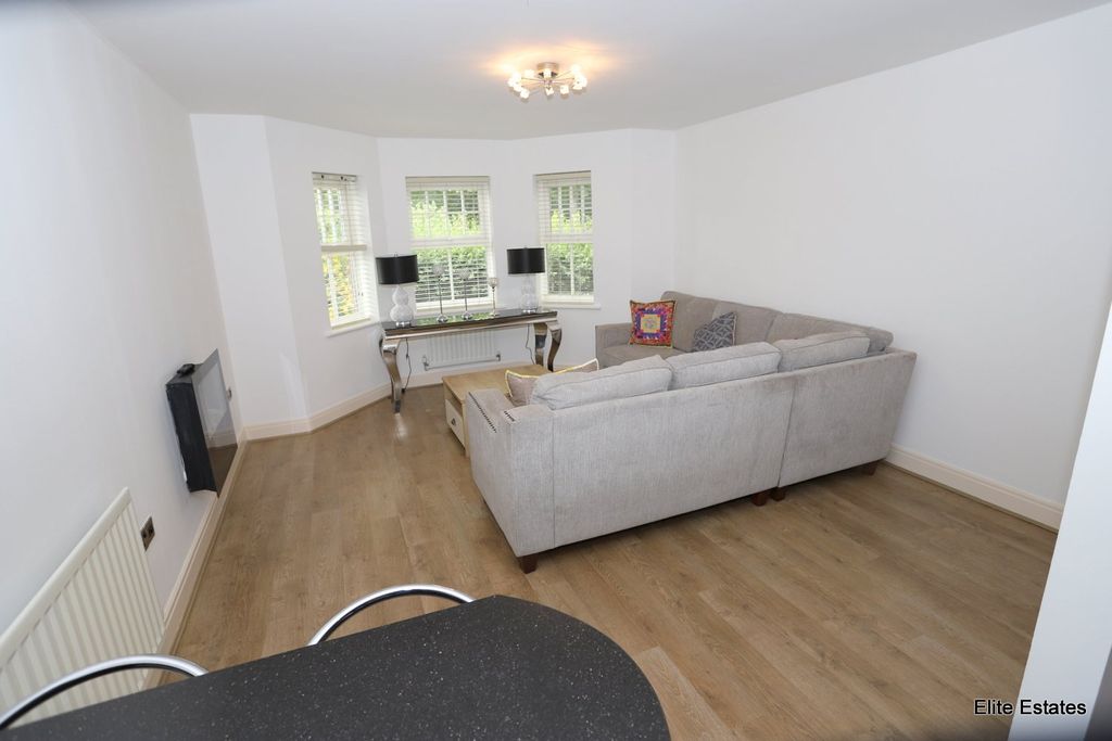 Property photo 3 of 15