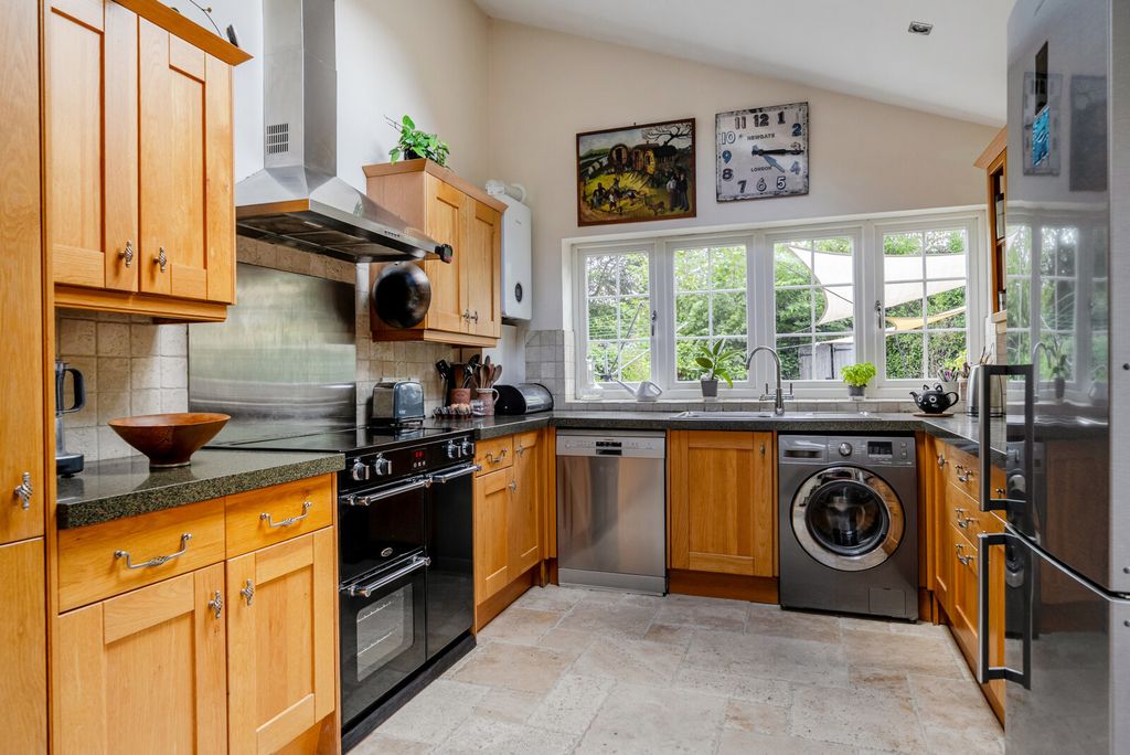 Property photo 3 of 30 1510222-21-1A01Ac...