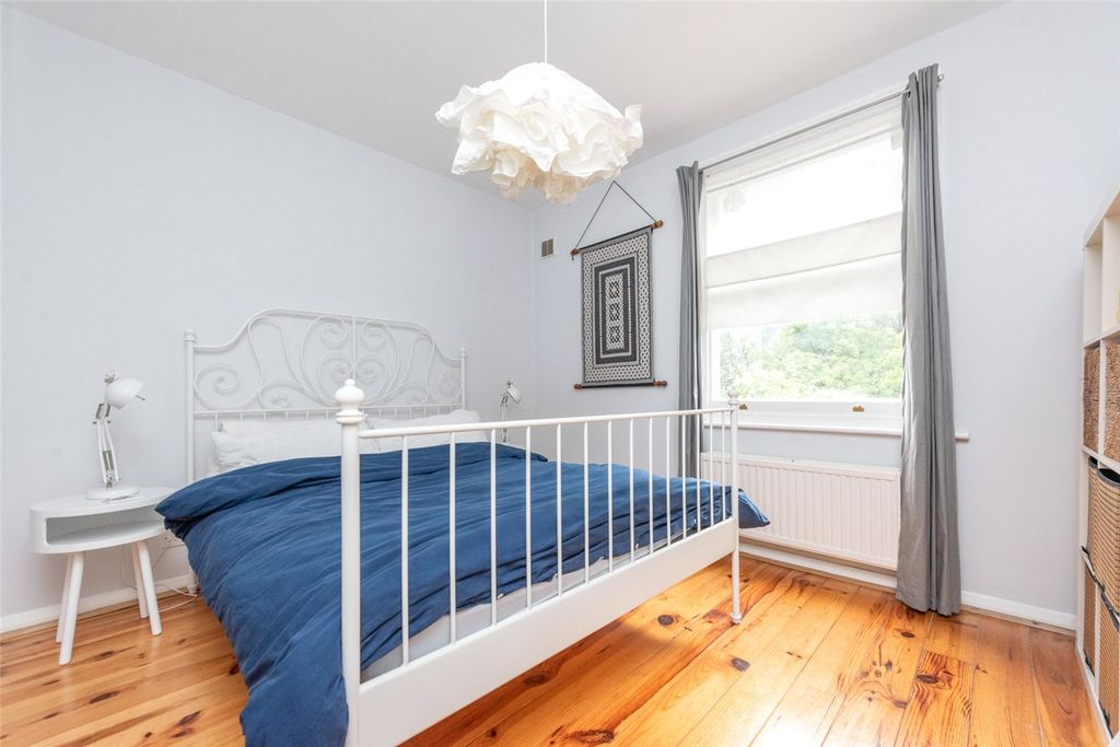 Property photo 2 of 7 Picture No. 06