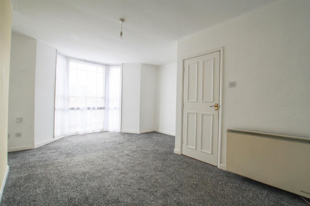 Property photo 3 of 6 Img_9942.Jpg