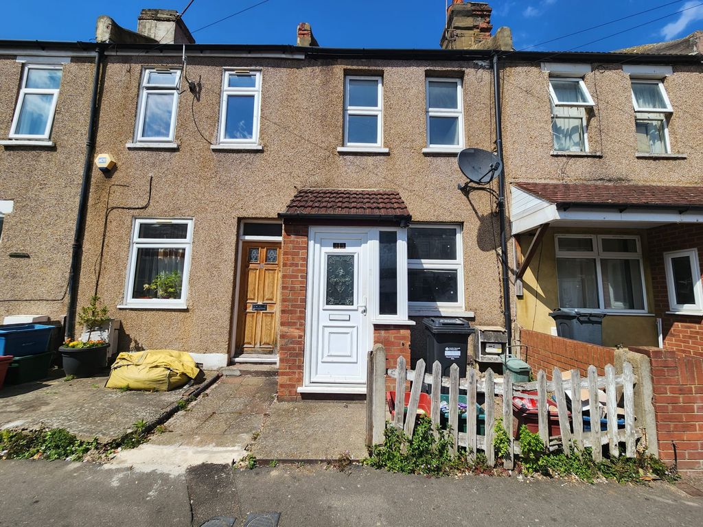 Property photo 1 of 4