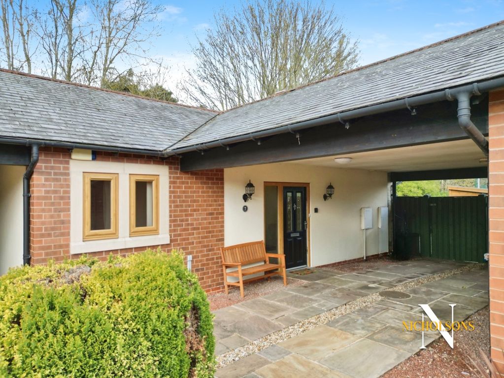 Property photo 2 of 18 4054932