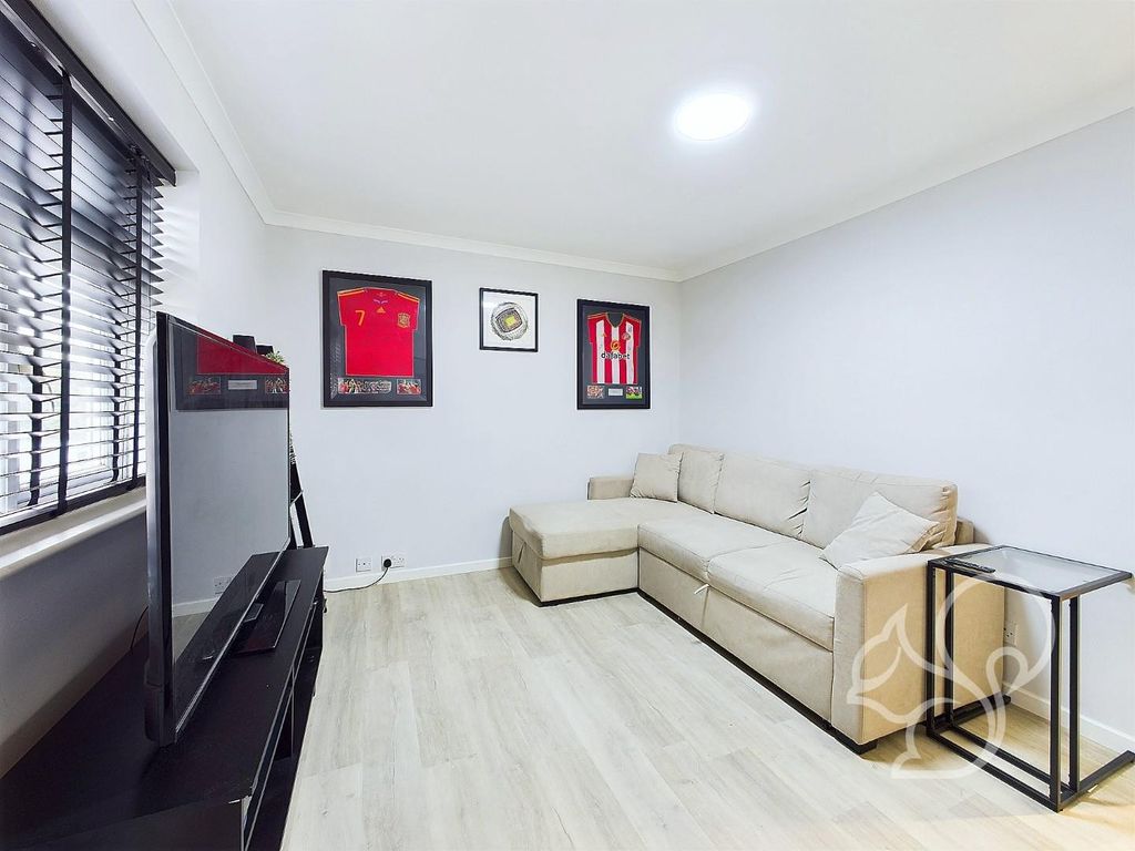 Property photo 3 of 7 Cam01254G0-Pr0277-Still003.Jpg