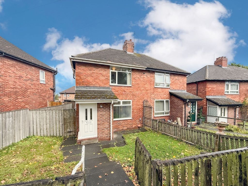 Property photo 1 of 9 External