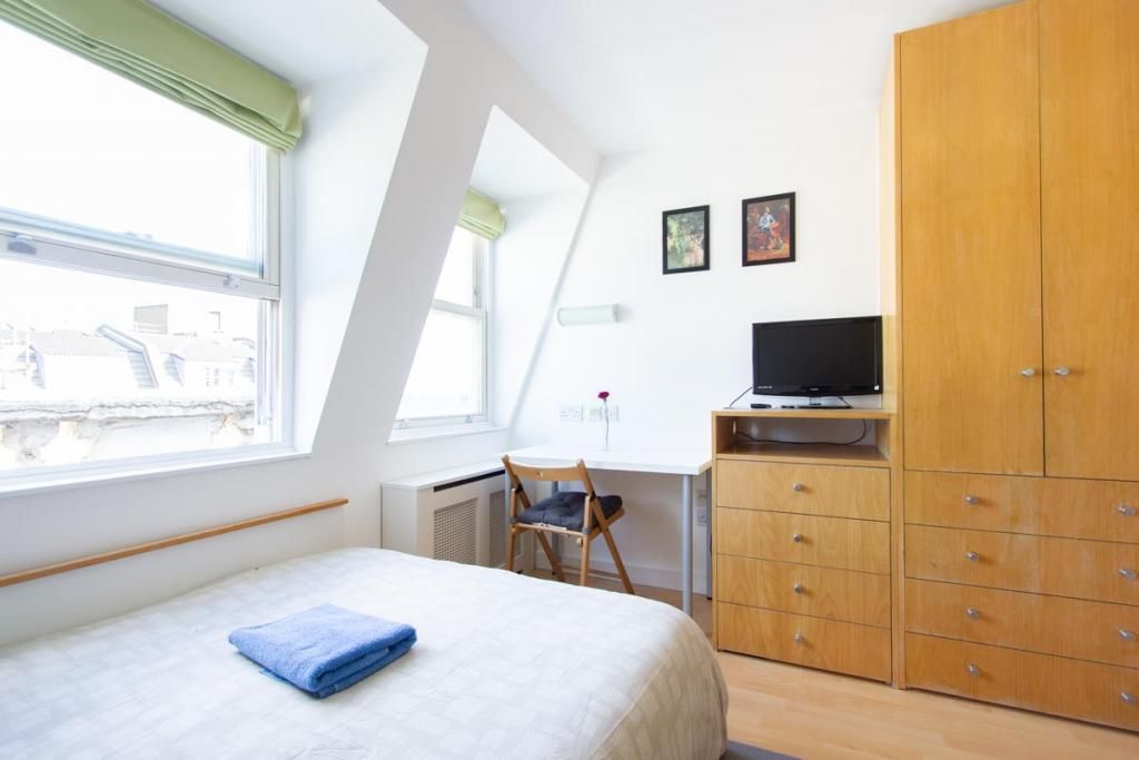 Property photo 2 of 8 Gallery