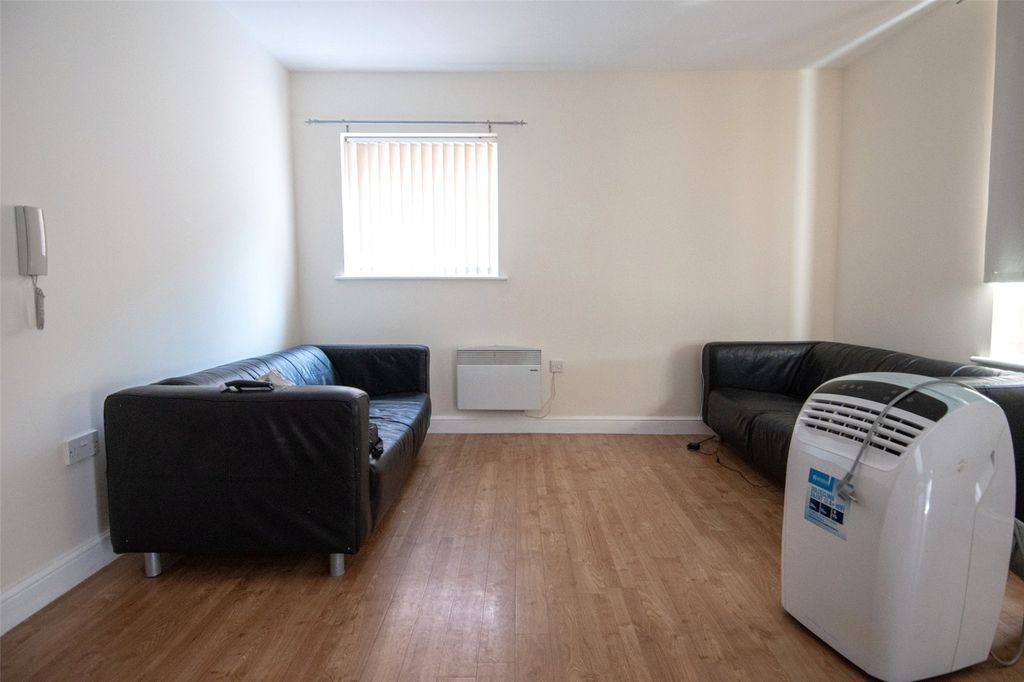 Property photo 3 of 9 Picture No. 09