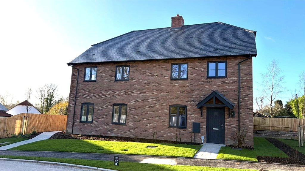 Property photo 1 of 6 Scotney