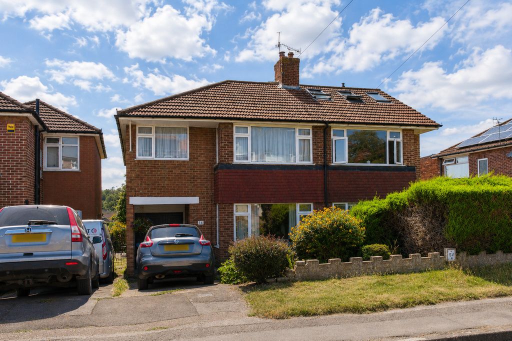 Property photo 1 of 22