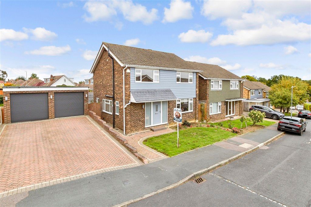 Property photo 1 of 14 Front Brochure