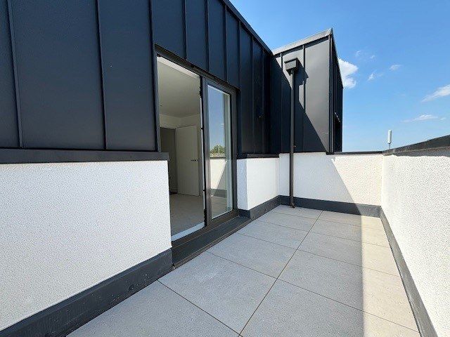 Property photo 3 of 12 Gallery