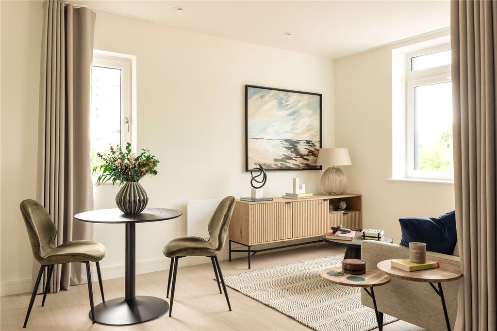 Property photo 1 of 13 Studio Show Home