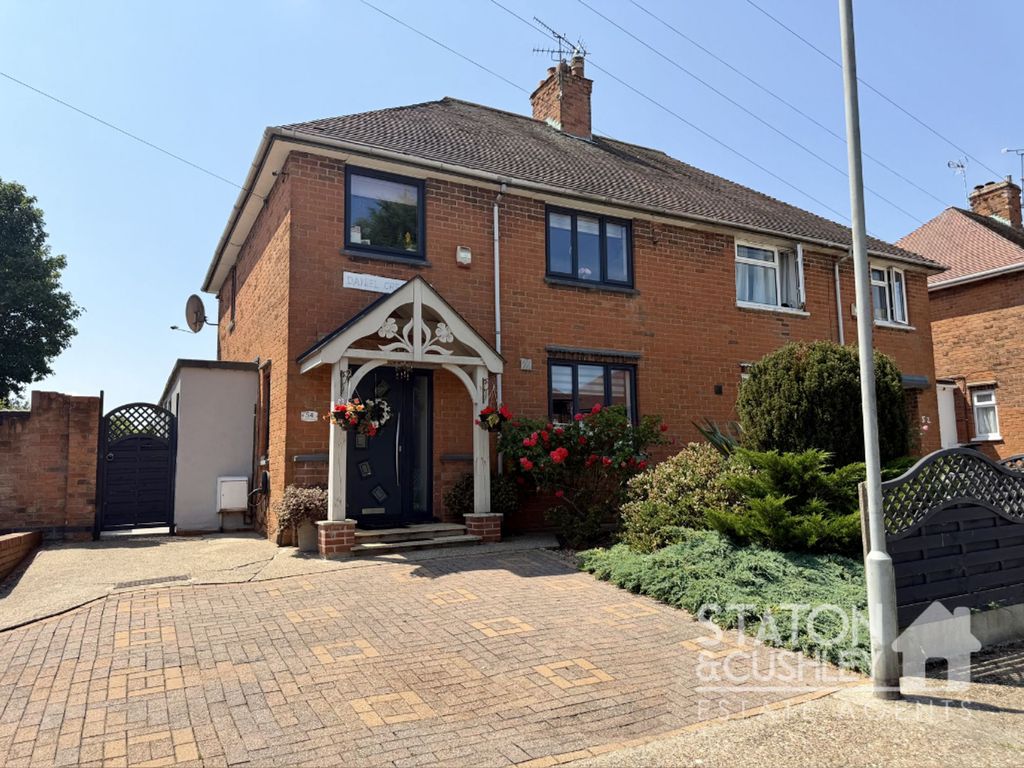 Property photo 1 of 37