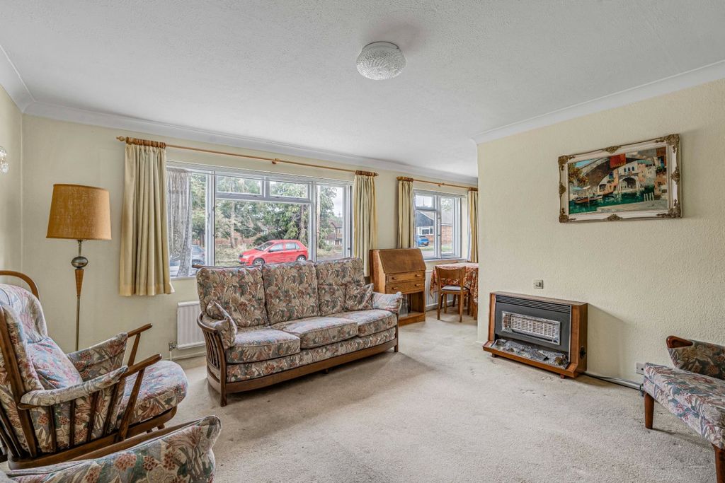 Property photo 2 of 11