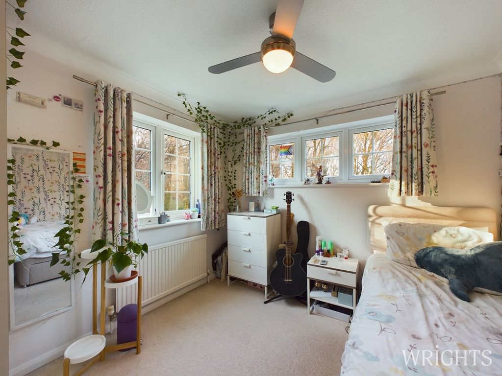 Property photo 3 of 24