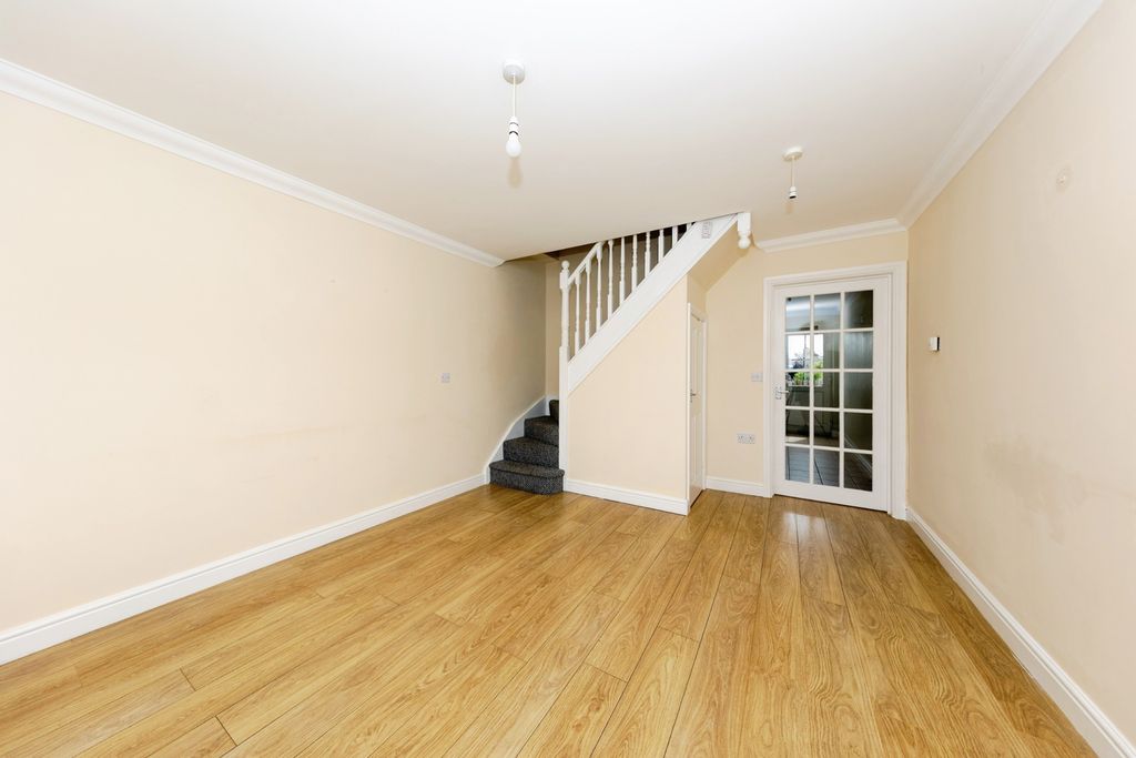 Property photo 3 of 18 Photo