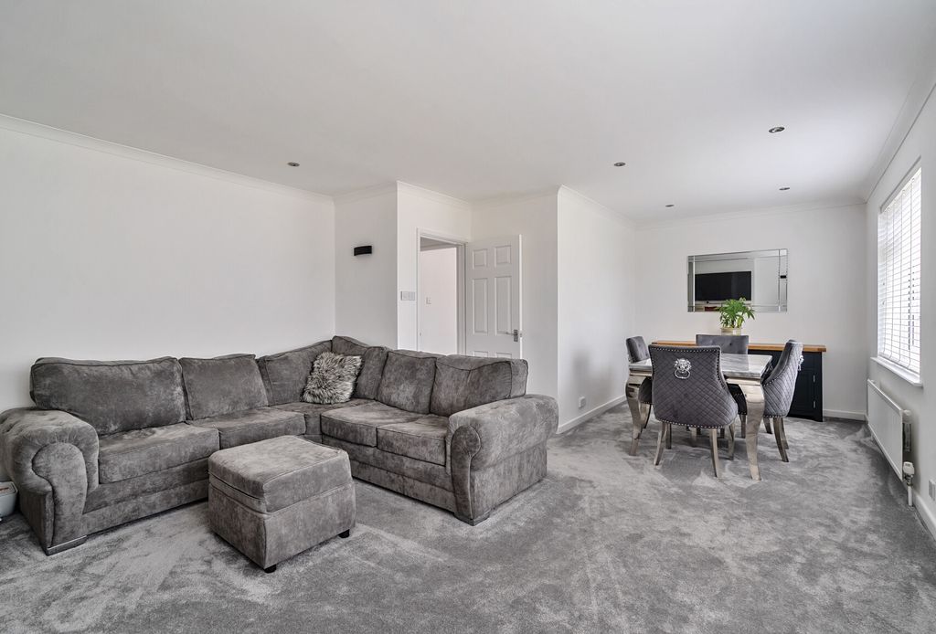 Property photo 1 of 19 1327238-17-6878d0...