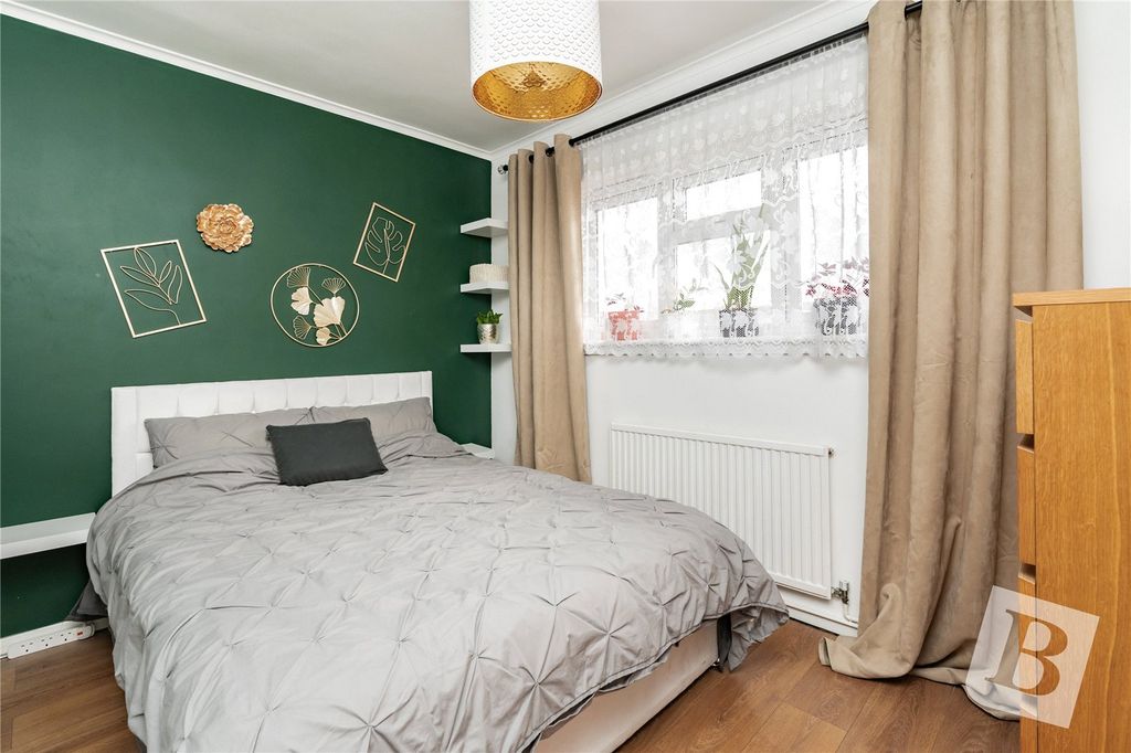 Property photo 3 of 16 Picture No. 13