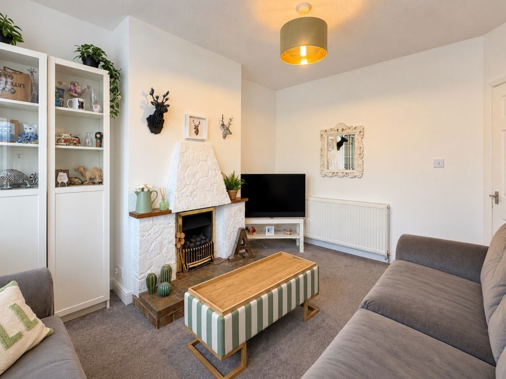 Property photo 3 of 18