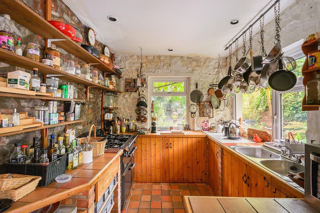 Property photo 3 of 49 2A2Vhs - Kitchen B.Jpg