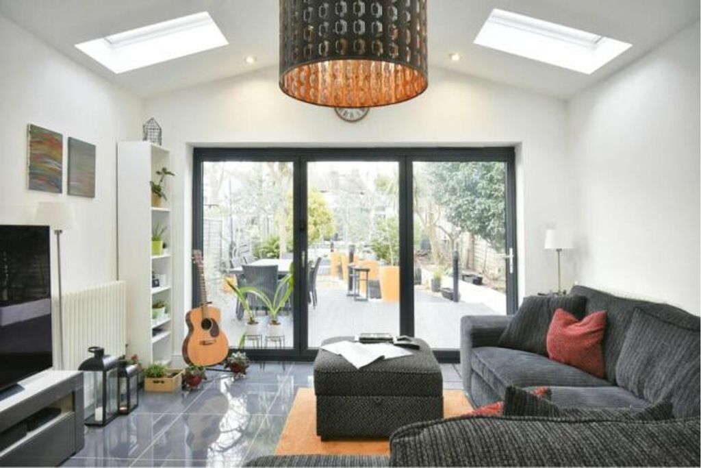 Property photo 3 of 15