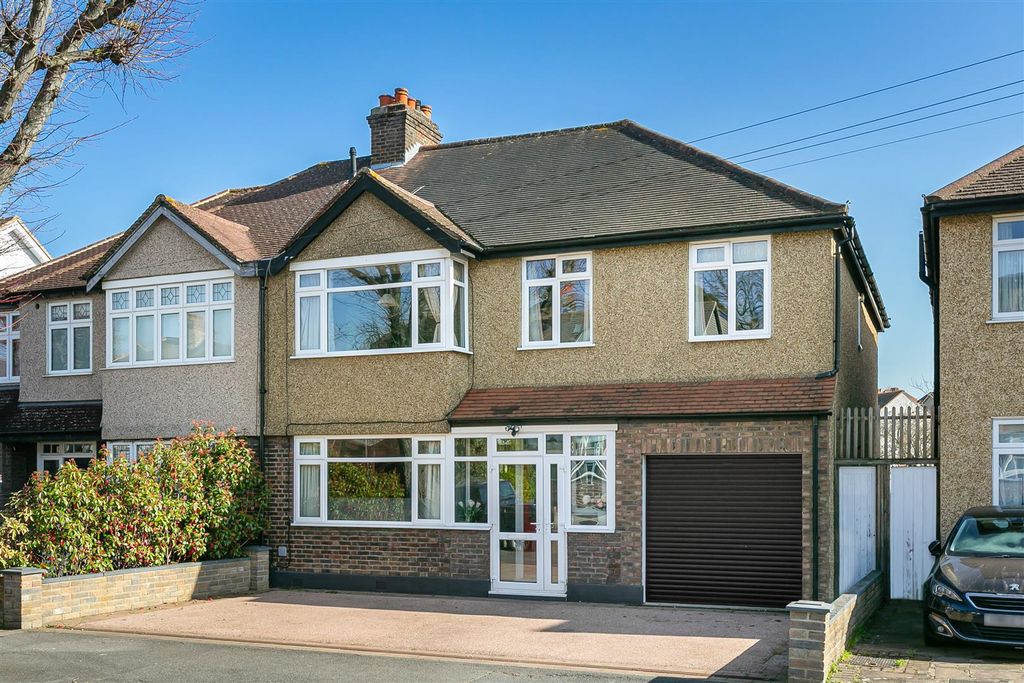 Property photo 1 of 15 17_74081.Jpg
