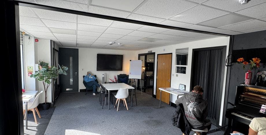 Property photo 2 of 3 Internal.Jpg