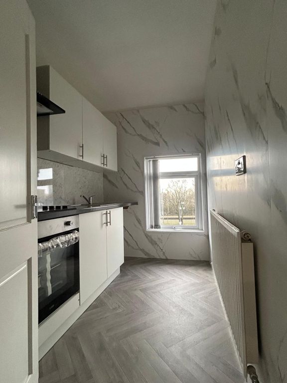 Property photo 3 of 4 Kitchen