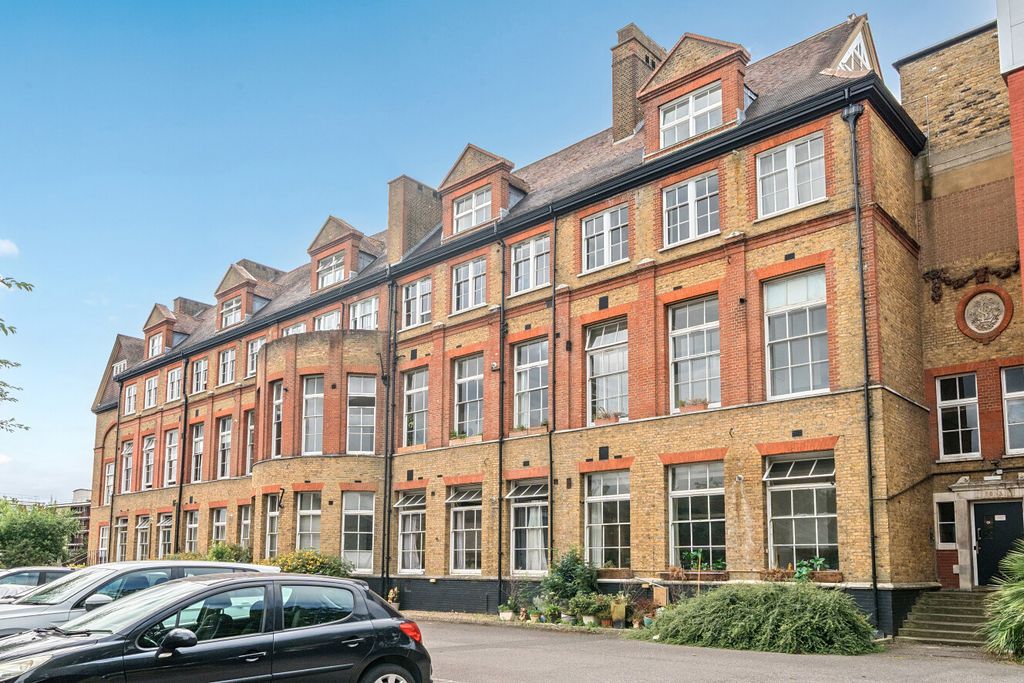 Property photo 2 of 20 1485751-19-6A4644...