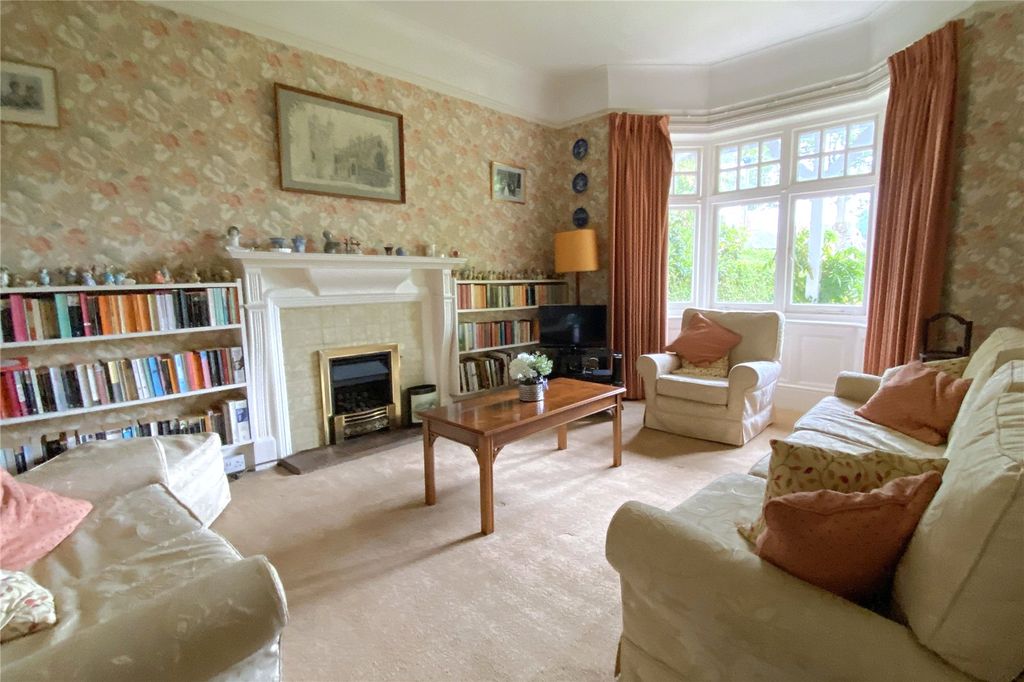 Property photo 2 of 18 Picture No. 23