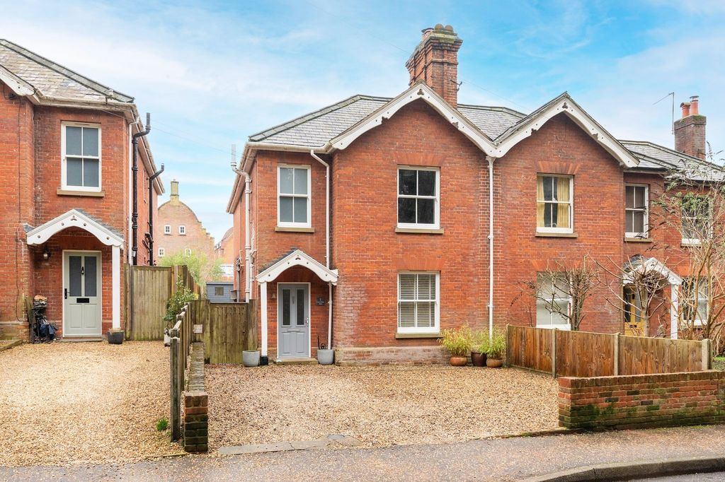 Property photo 1 of 21