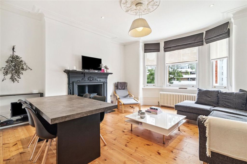 Property photo 2 of 7
