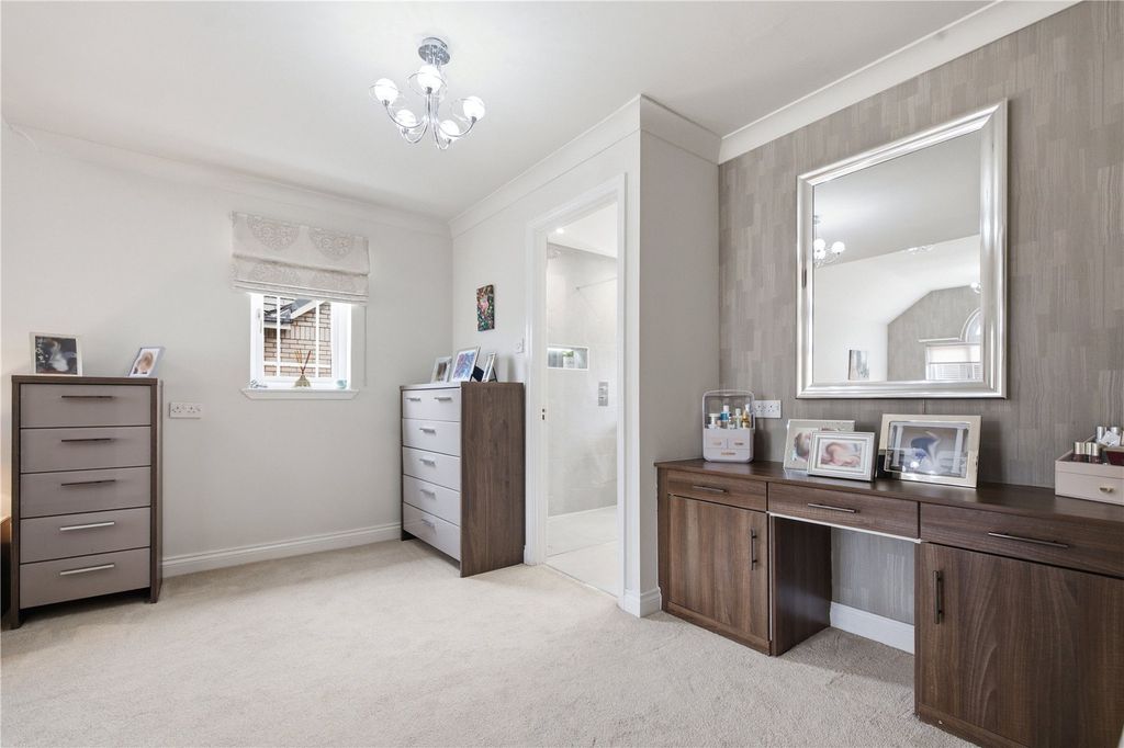 Additional image 19 of 5 bed detached house for saleBatterflatts Gardens, Stirling, Stirlingshire FK7