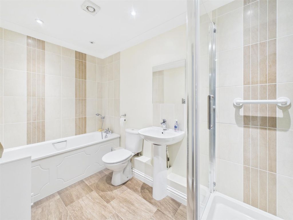 Additional image 11 of 4 bed property for saleBee Road, Peacehaven BN10