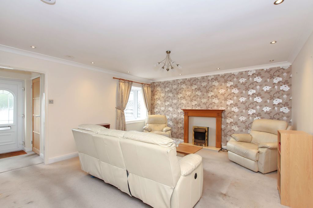 Property photo 2 of 13 Photo 8