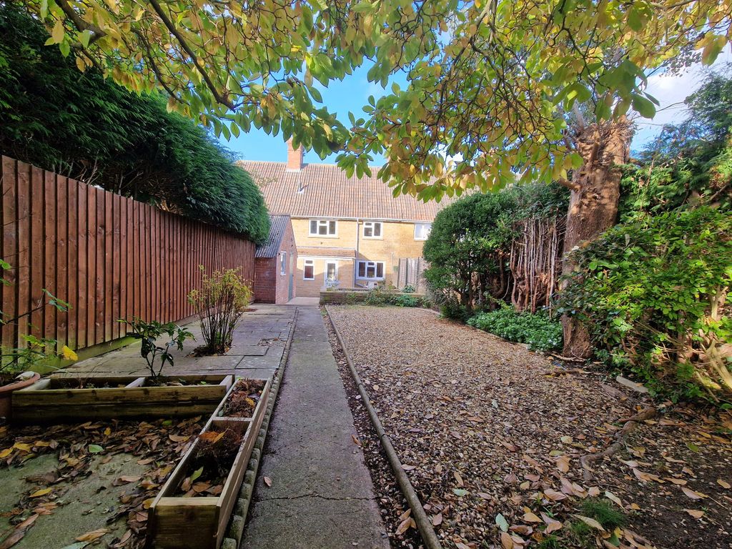 Property photo 2 of 17 Rear Garden