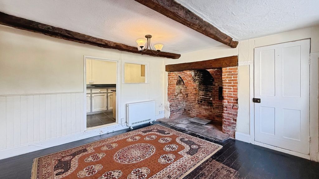 Property photo 2 of 16