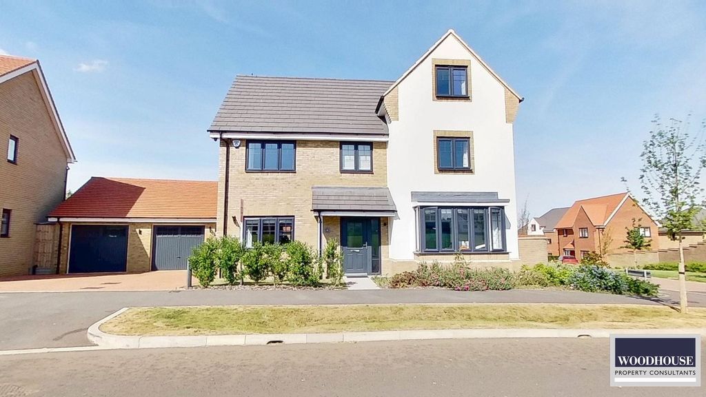 Property photo 1 of 52